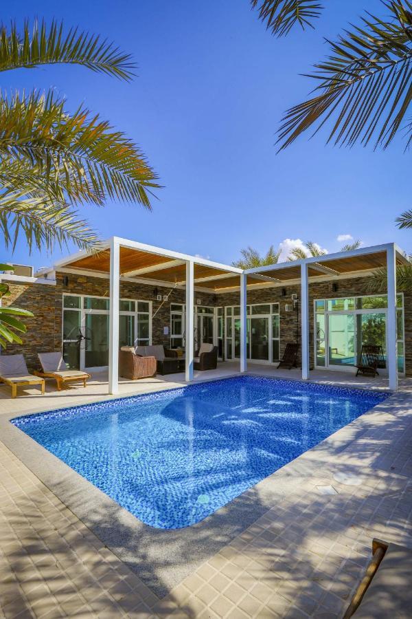 Dar 66 Pool Chalets With Jacuzzi Ras al-Khaimah Rum bild